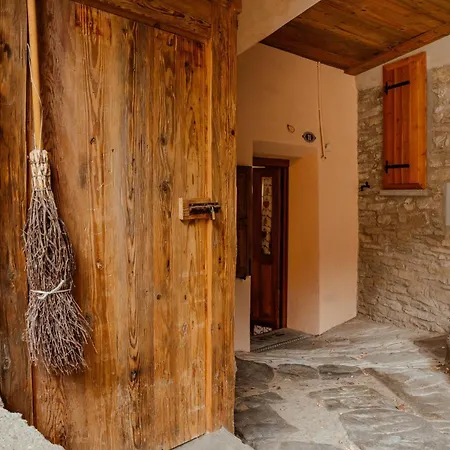 Maison De L'ecureuil דירה